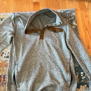 Men’s Eddie Bauer pull over size M